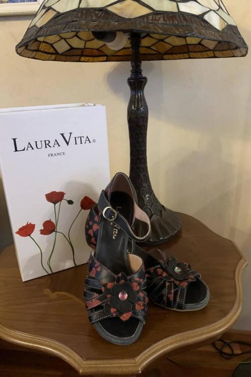 Laura Vitan kengät