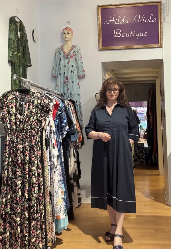 Eleria Cortesin sininen mekko - Image 3