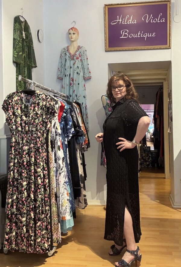 Eleria Cortesin musta pitsimekko - Image 3