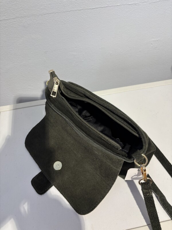 Pieni tummanvihreä nahkalaukku - Image 3