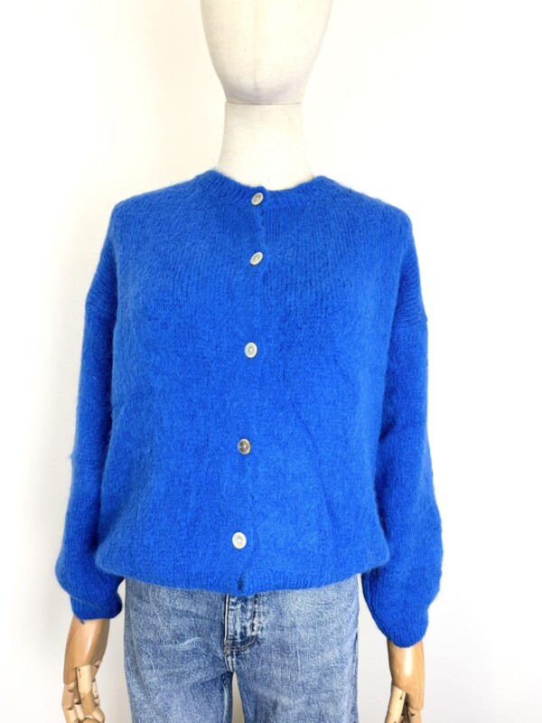 Neuletakki, napit edessä, pyöreä pääntie - Image 2