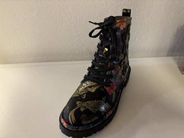 Laura Vitan Incason nilkkurit - Image 2