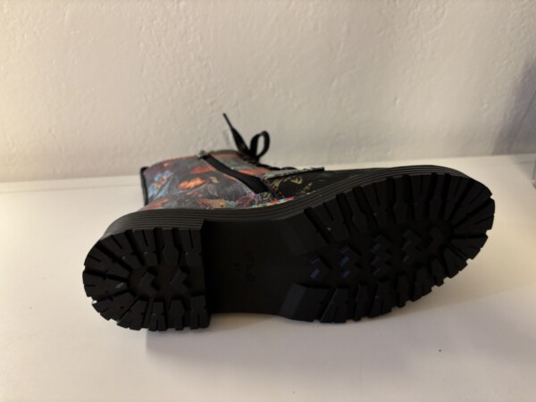 Laura Vitan Incason nilkkurit - Image 4