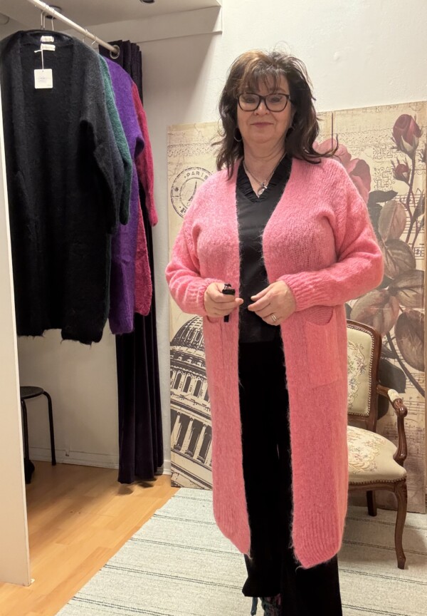 Pitkä neuletakki,  lohevärinen