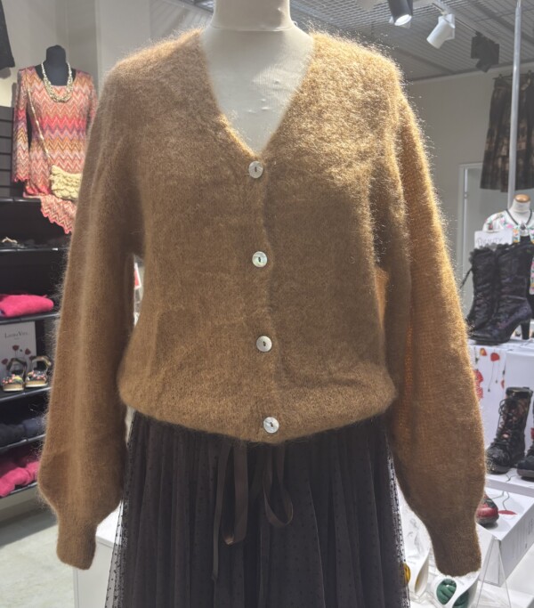 Lyhyt neuletakki - mohairsekoitetta