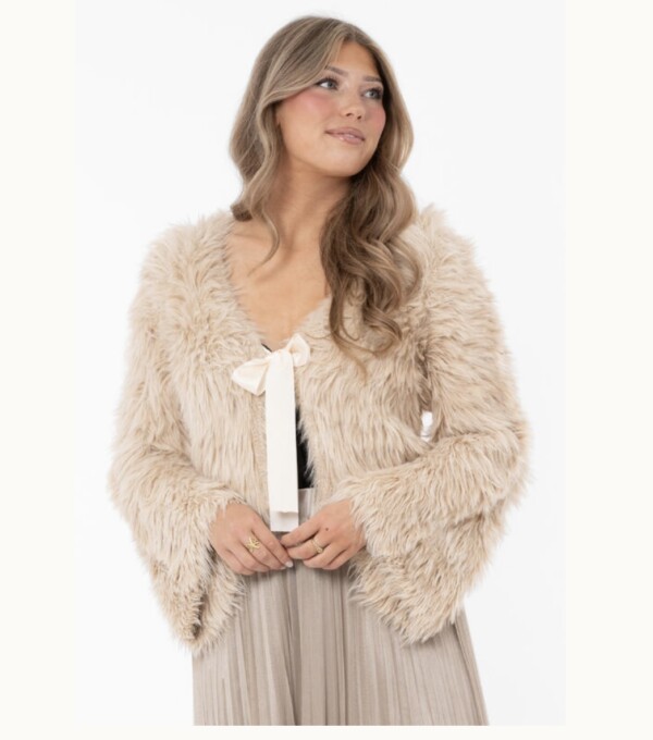 Capri Collection Chantelle pörröbolero - Image 2