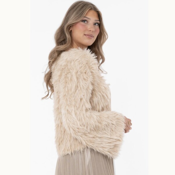 Capri Collection Chantelle pörröbolero - Image 3