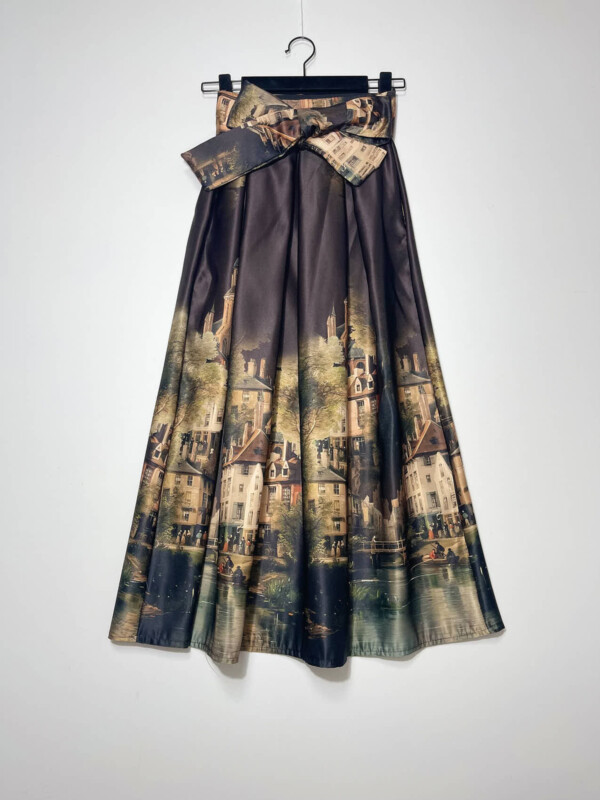 Kaunis maalauksellinen pitkä hame – Kaupunkimaisema