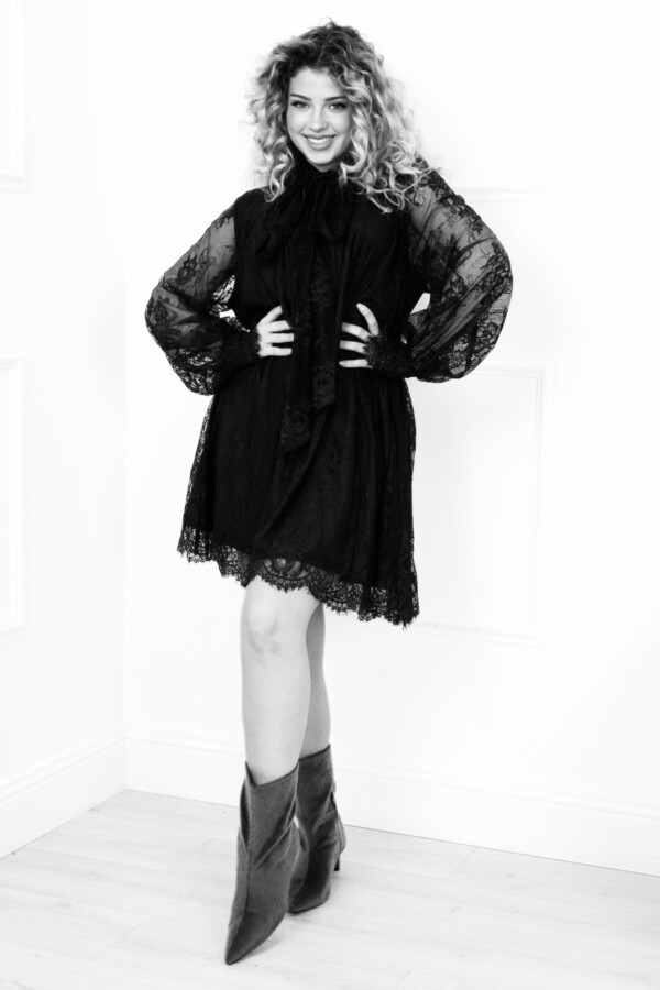 Kaunis pitsimekko / tunika