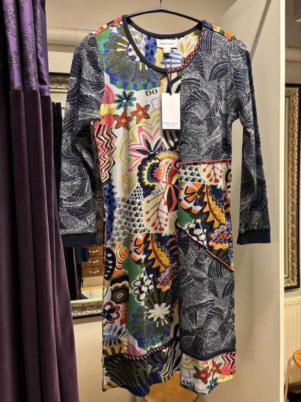 Orientique Hotel California-mekkko